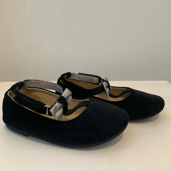 Gymboree toddler/girls black crushed velvety shoes with silver bow. Size 7 - Picture 4 of 9